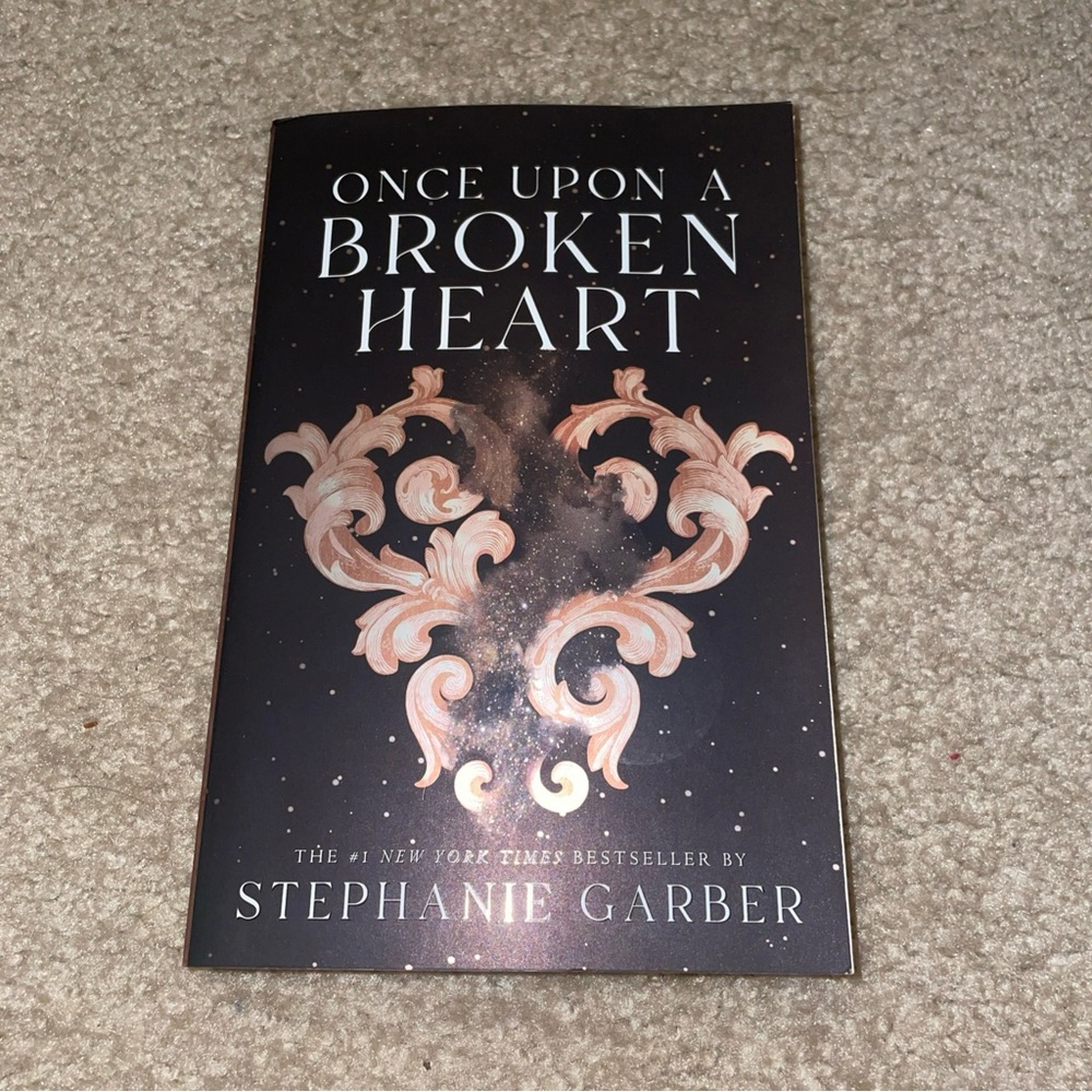 Once Upon a Broken Heart Book by Stephanie Garber‎